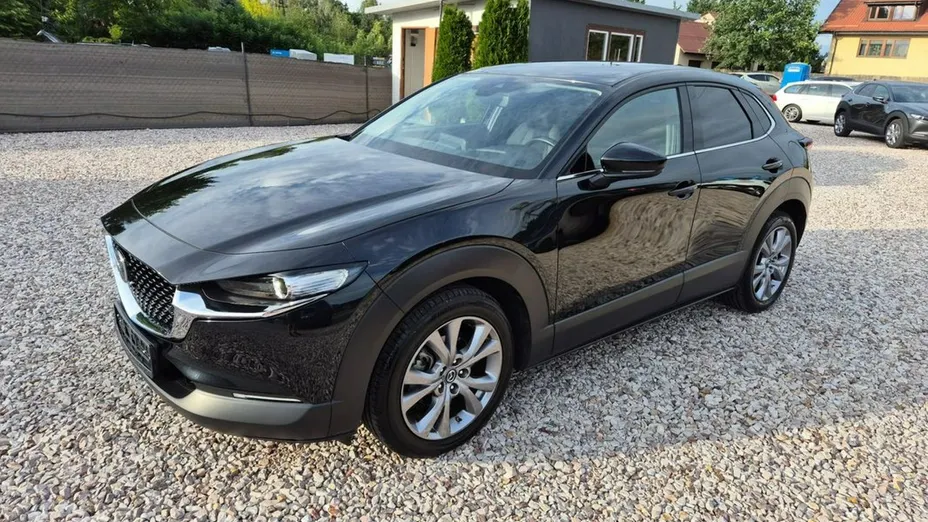 MAZDA CX-30 -