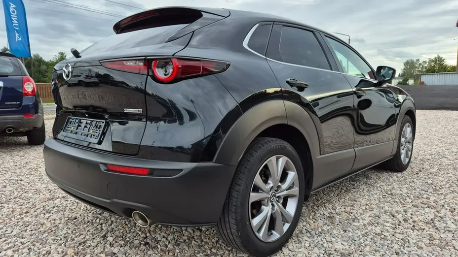 MAZDA CX-30 -
