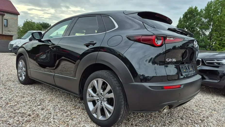 MAZDA CX-30 -