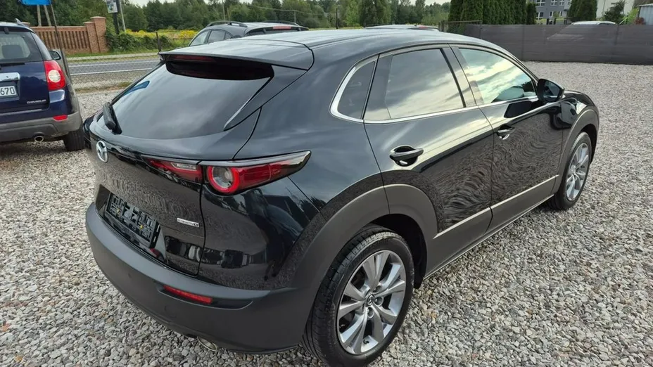 MAZDA CX-30 -