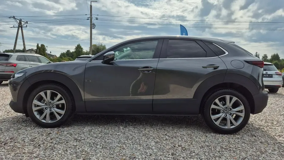MAZDA CX-30 -