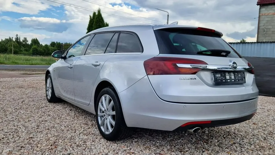 OPEL Insignia -
