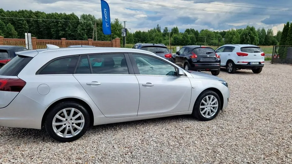 OPEL Insignia -