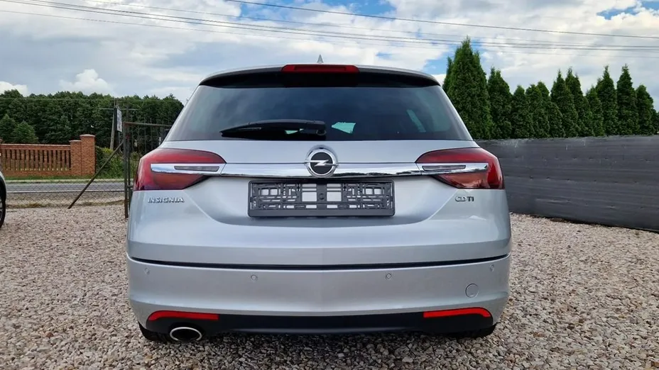 OPEL Insignia -