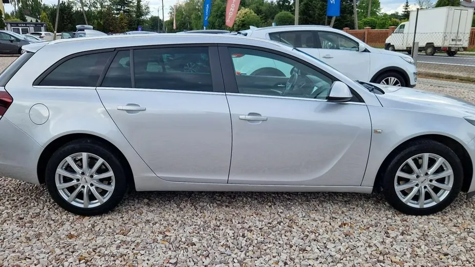 OPEL Insignia -