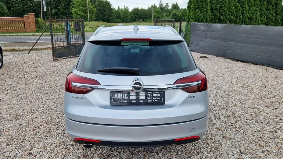 OPEL Insignia -
