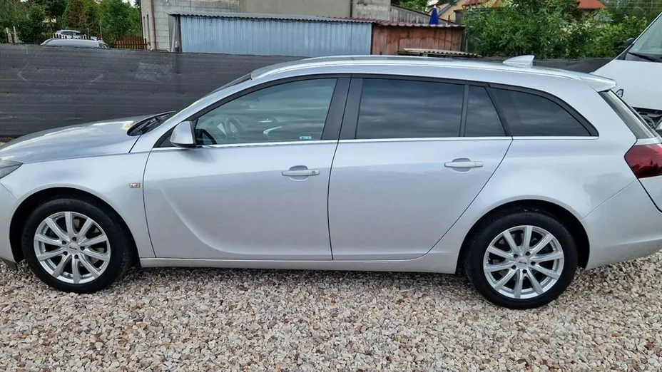 OPEL Insignia -