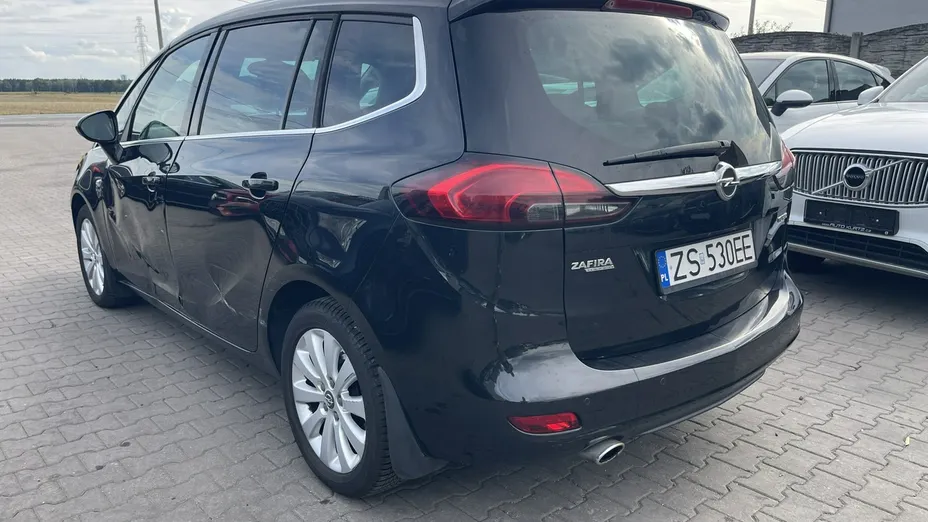 OPEL Zafira -
