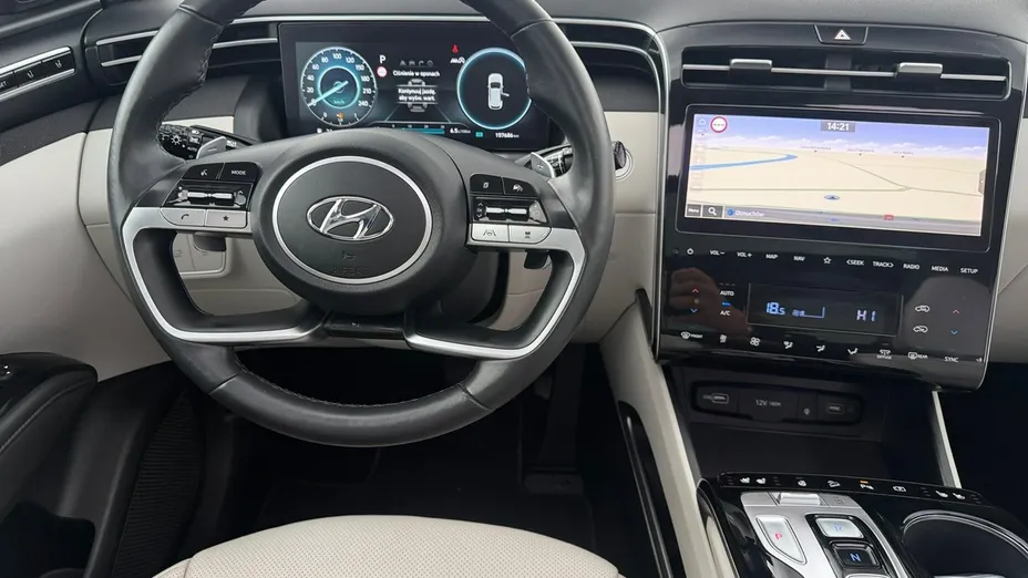 HYUNDAI Tucson -