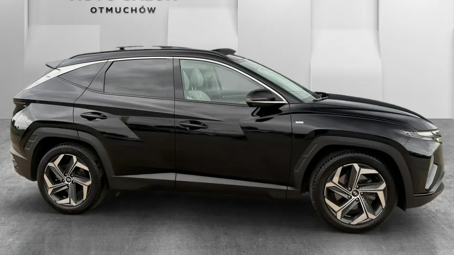 HYUNDAI Tucson -