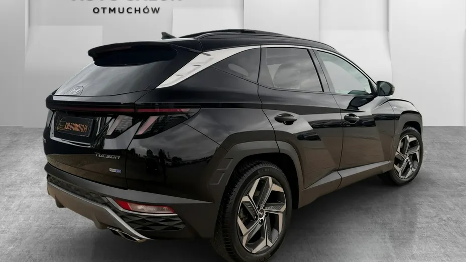 HYUNDAI Tucson -