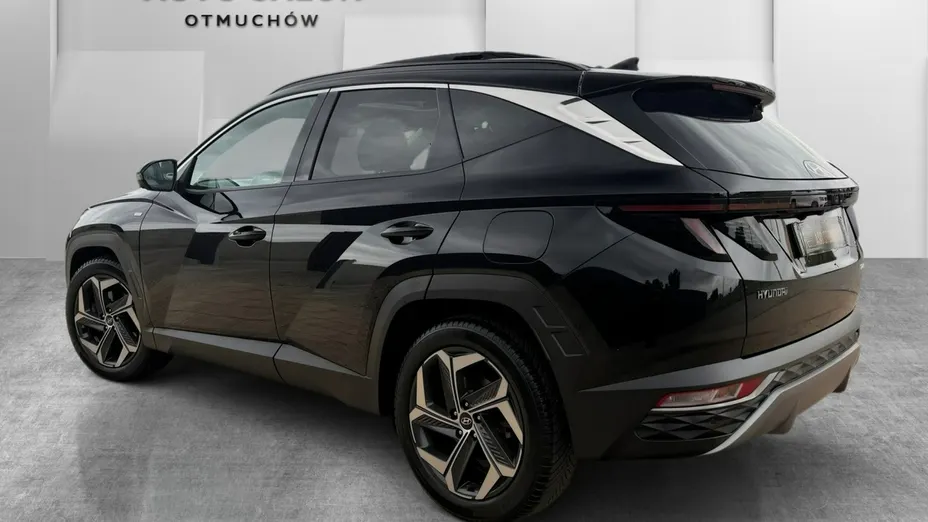 HYUNDAI Tucson -
