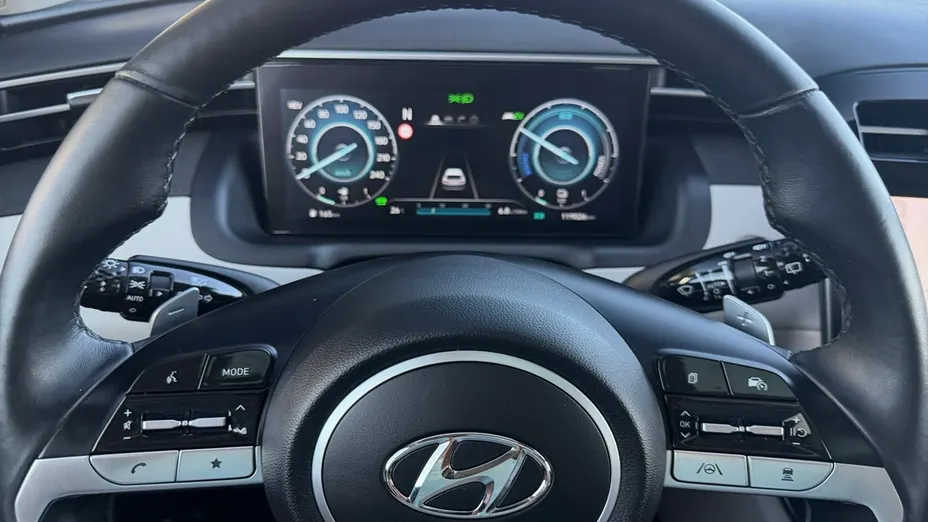 HYUNDAI Tucson -