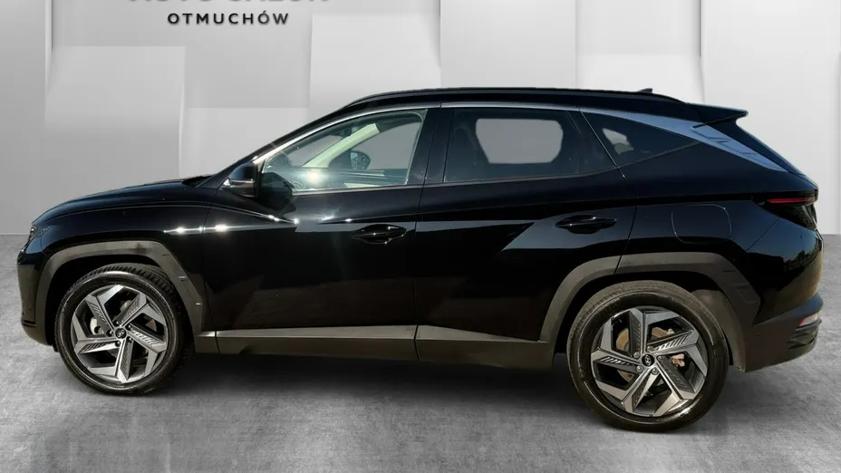 HYUNDAI Tucson -