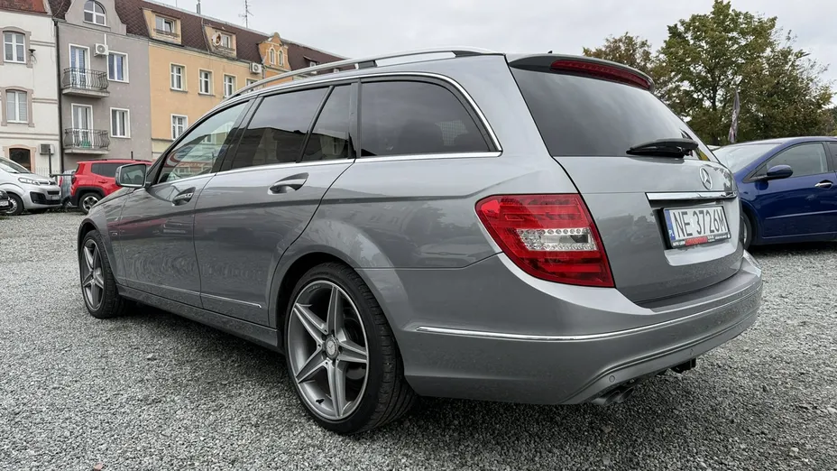 MERCEDES-BENZ C Klasa -