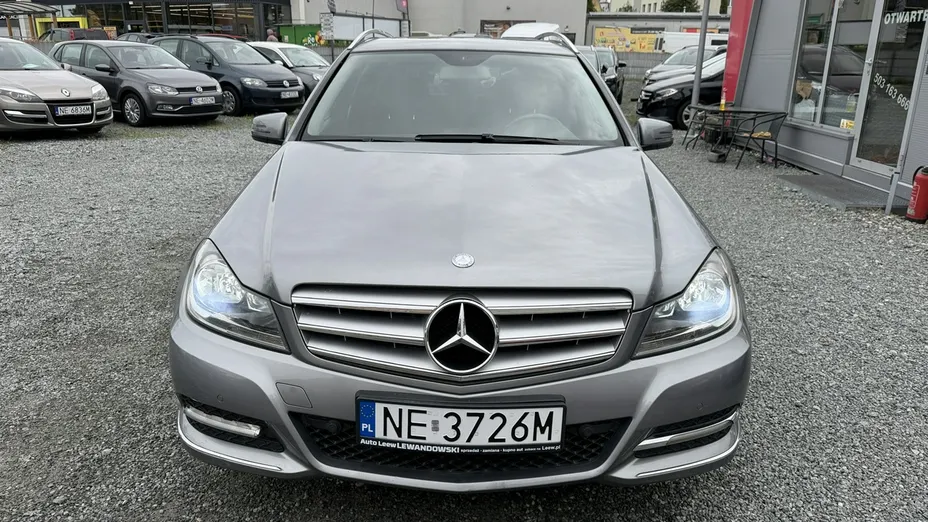 MERCEDES-BENZ C Klasa -
