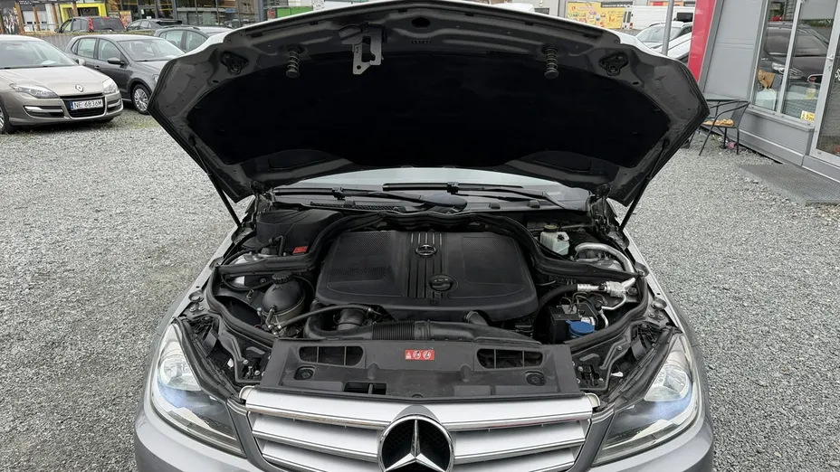 MERCEDES-BENZ C Klasa -