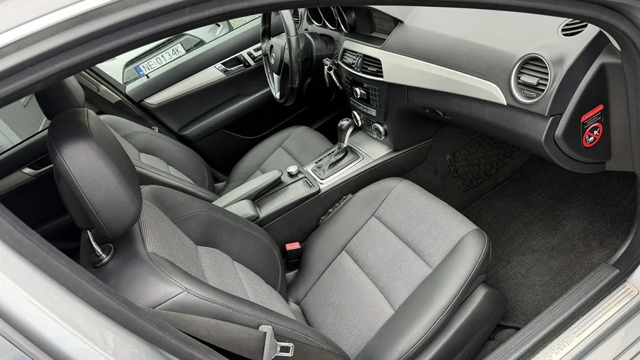 MERCEDES-BENZ C Klasa -