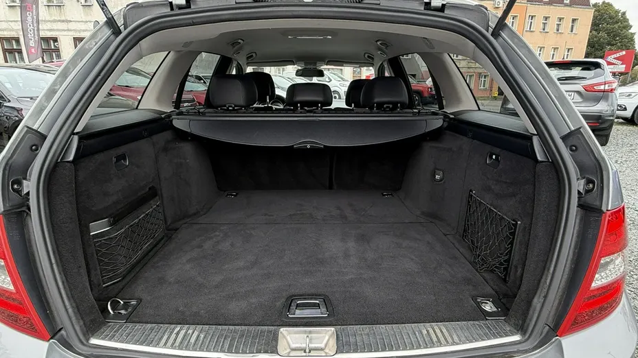 MERCEDES-BENZ C Klasa -
