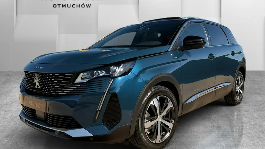 PEUGEOT 5008 -