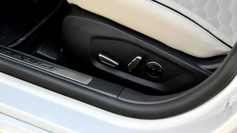 FORD Mondeo -