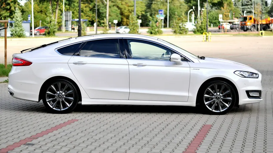 FORD Mondeo -