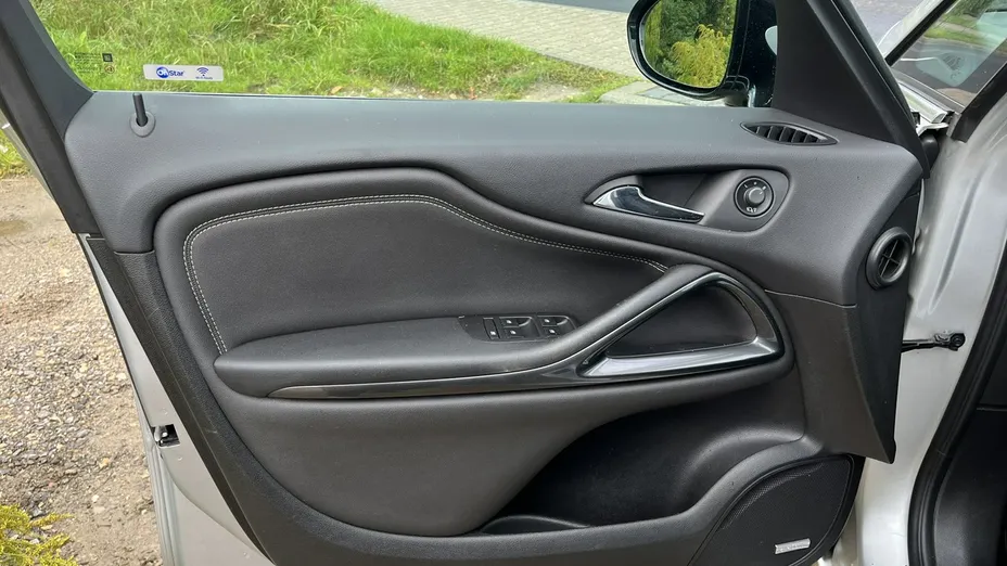 OPEL Zafira -