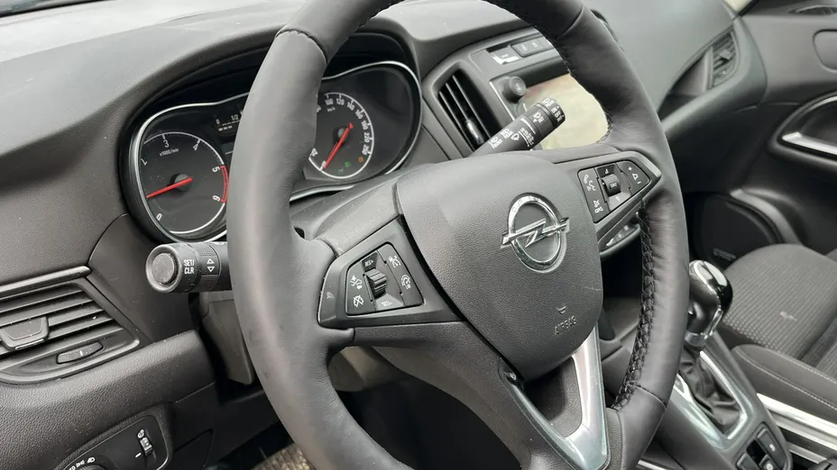 OPEL Zafira -