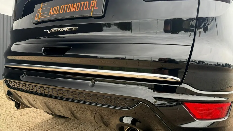 FORD Kuga -