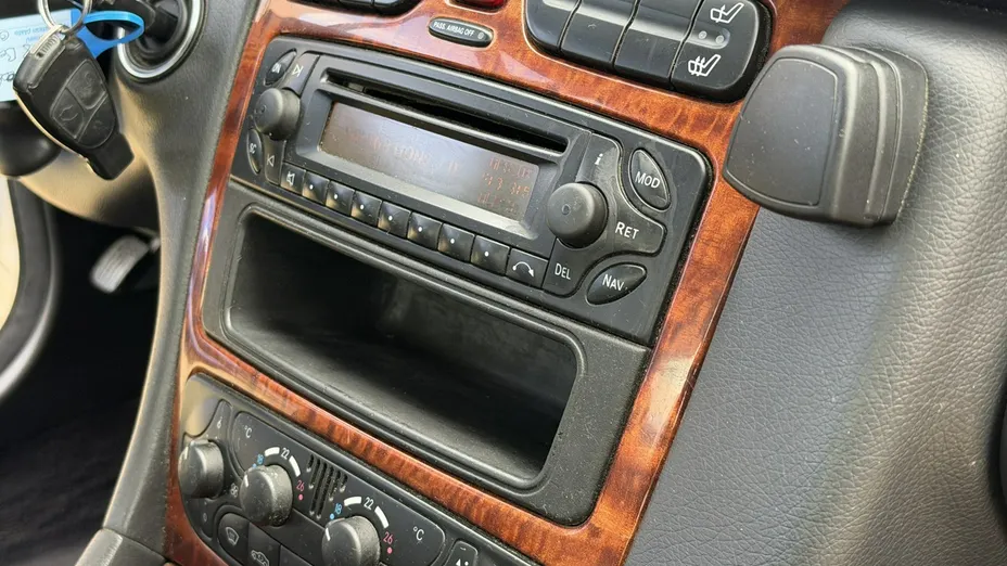 MERCEDES-BENZ C Klasa -