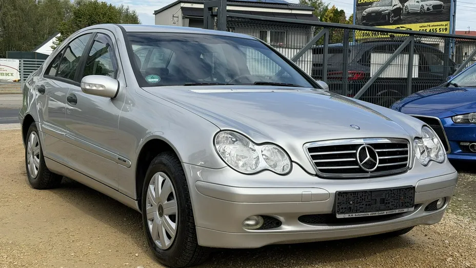 MERCEDES-BENZ C Klasa -