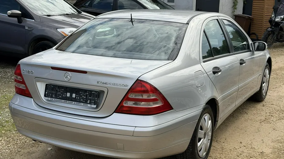 MERCEDES-BENZ C Klasa -