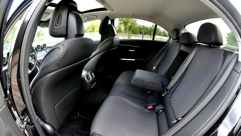 MERCEDES-BENZ C Klasa -