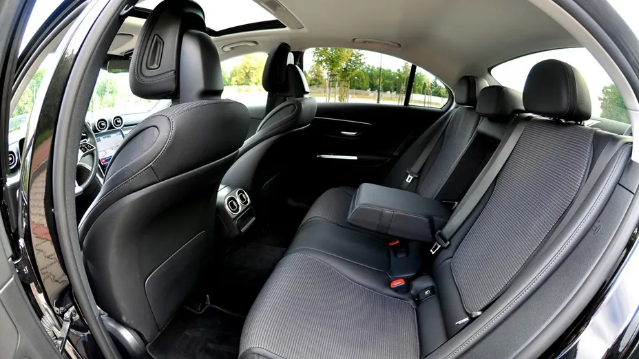 MERCEDES-BENZ C Klasa -