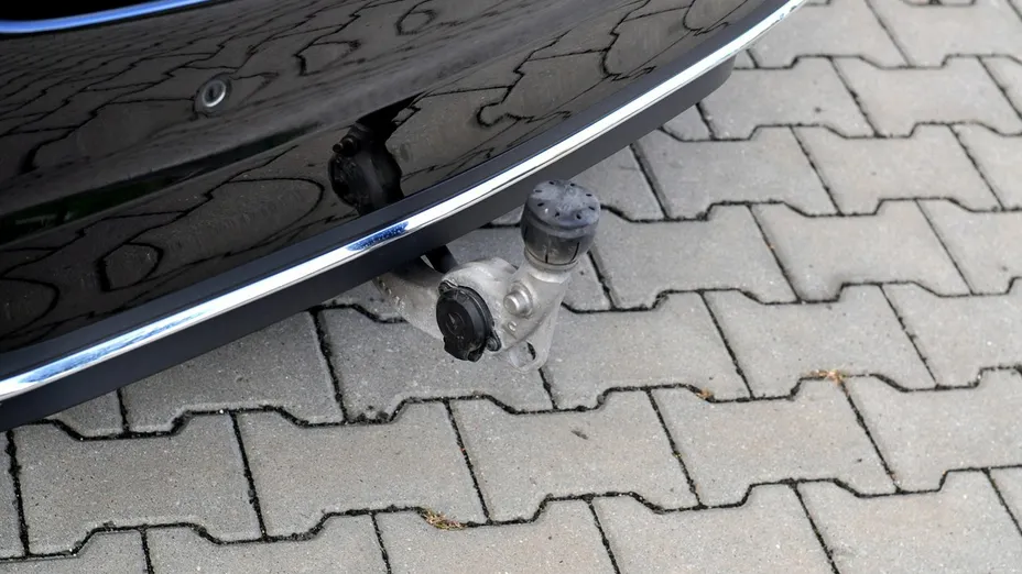 MERCEDES-BENZ C Klasa -