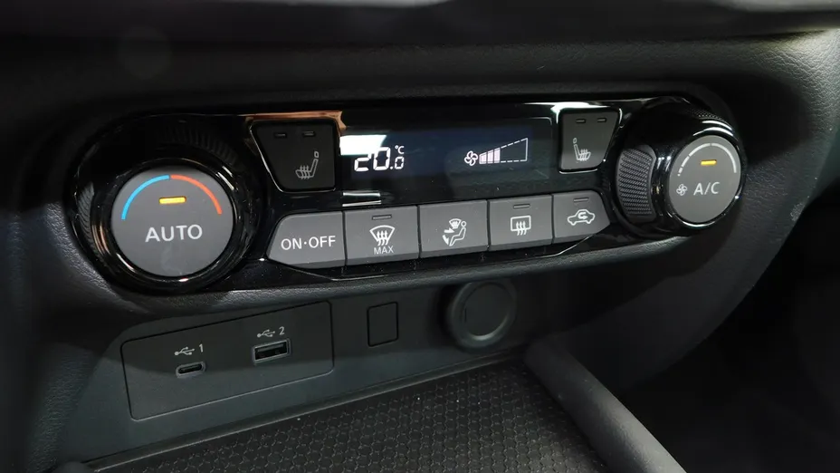 NISSAN Juke -
