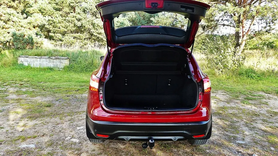 NISSAN Qashqai -