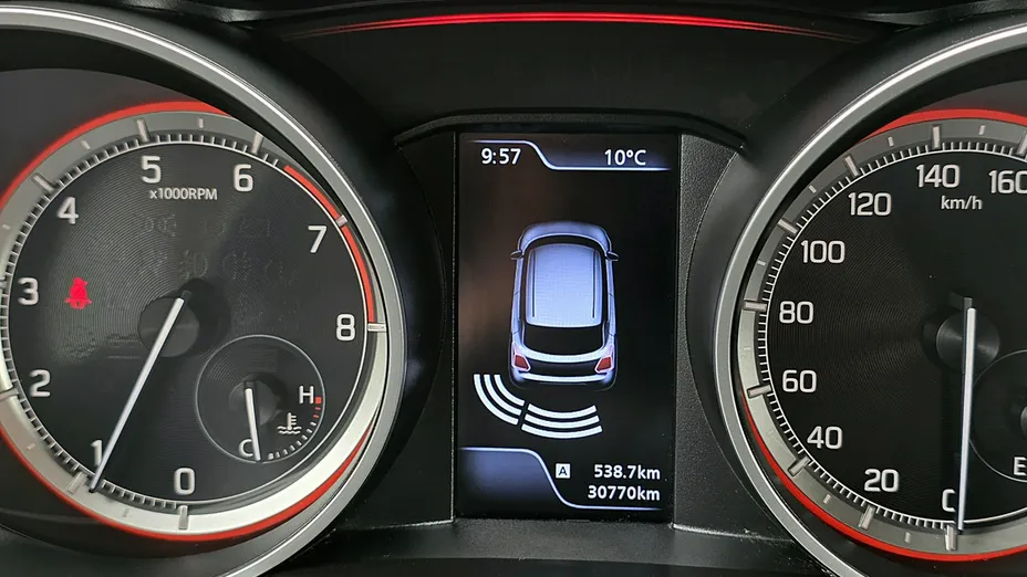 SUZUKI Swift -