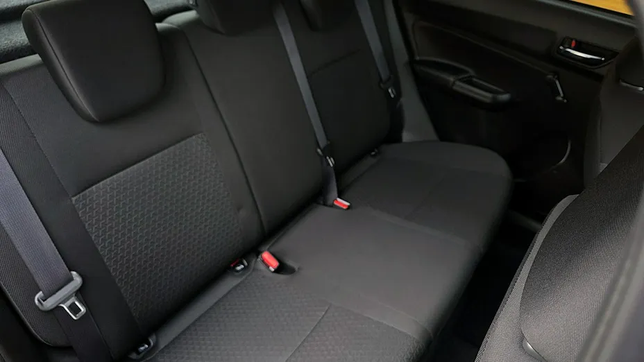 SUZUKI Swift -
