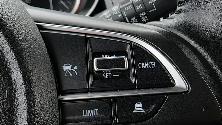 SUZUKI Swift -