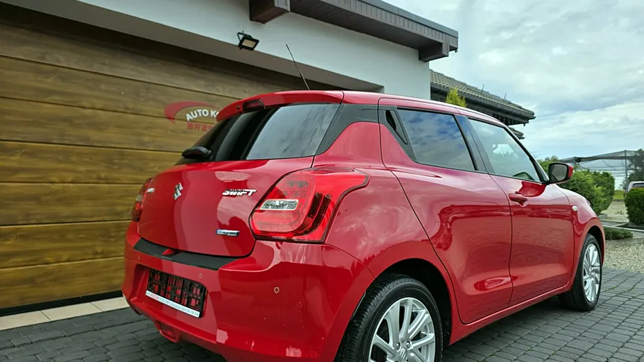 SUZUKI Swift -