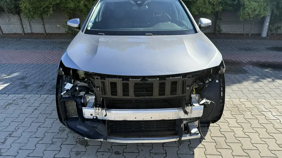 PEUGEOT 5008 -