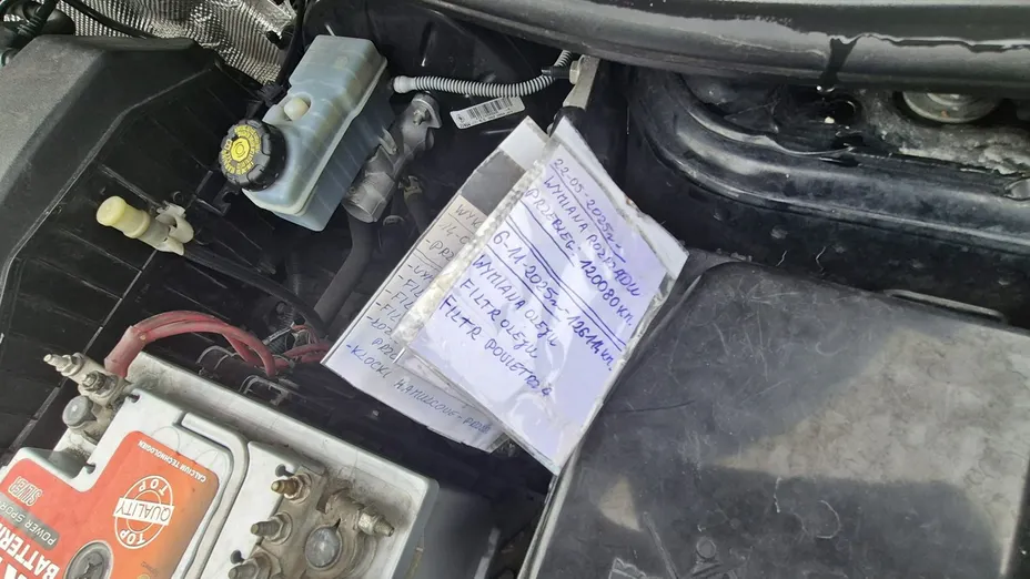 RENAULT Clio -
