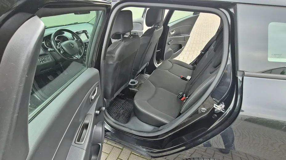 RENAULT Clio -