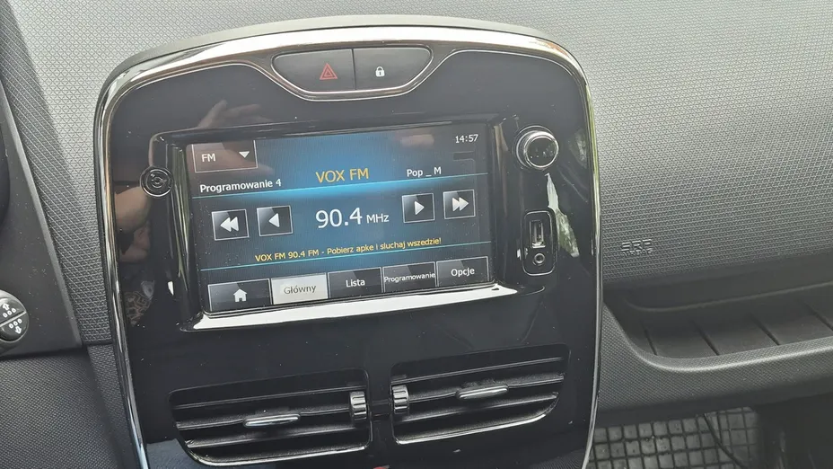 RENAULT Clio -