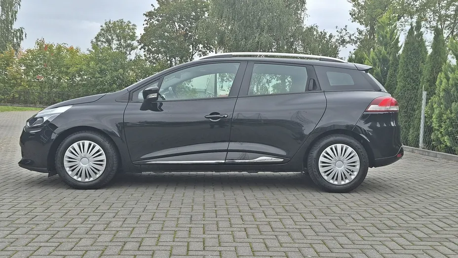 RENAULT Clio -