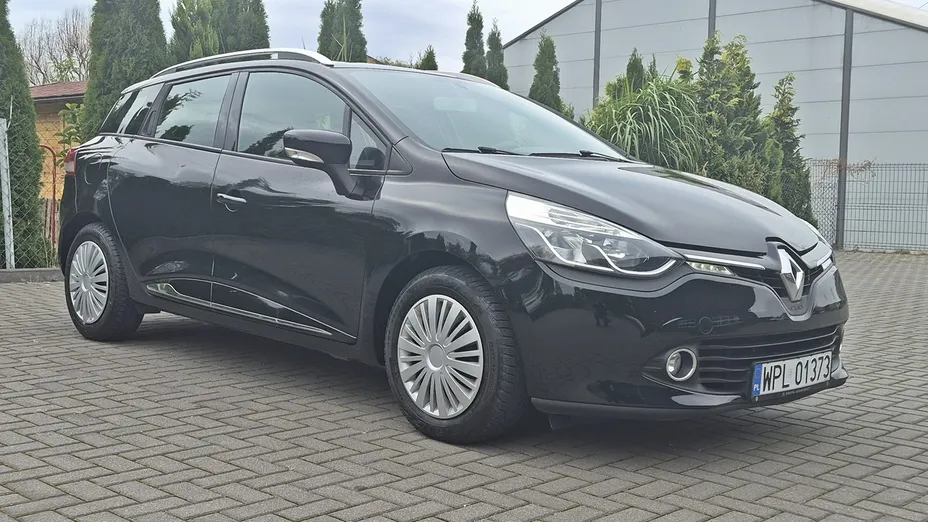 RENAULT Clio -