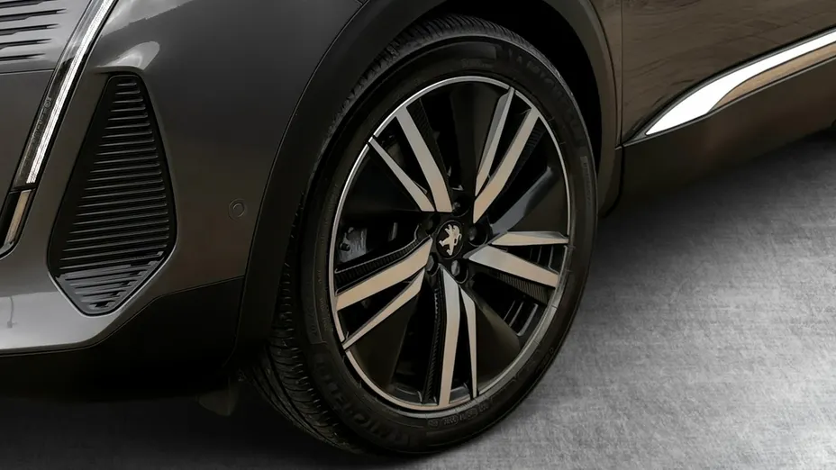 PEUGEOT 3008 -