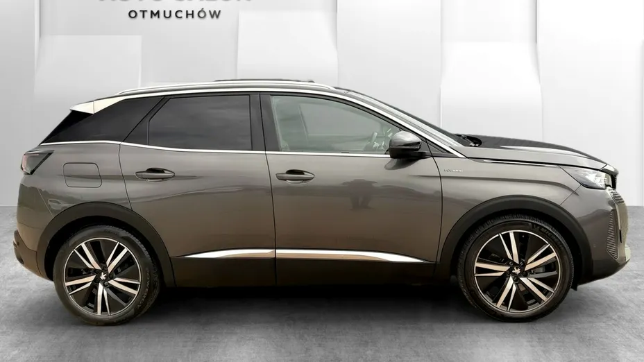 PEUGEOT 3008 -