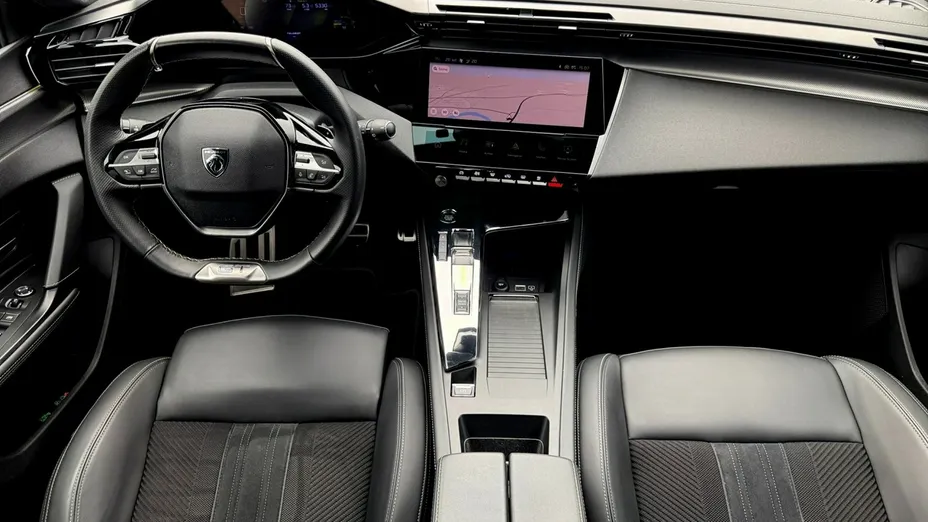 PEUGEOT 308 -